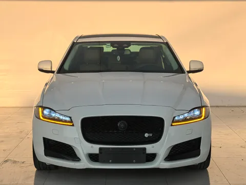 Jaguar XFL