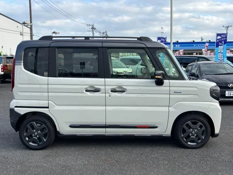 Suzuki Spacia Gear