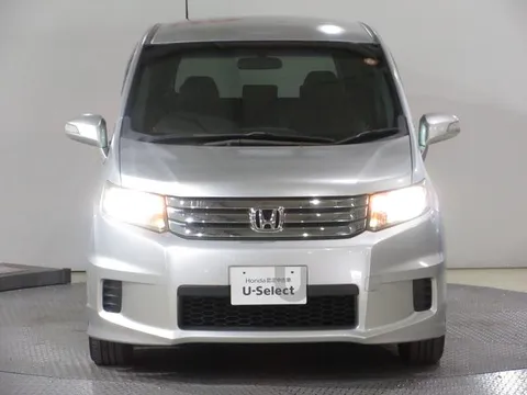 Honda Freed Spike