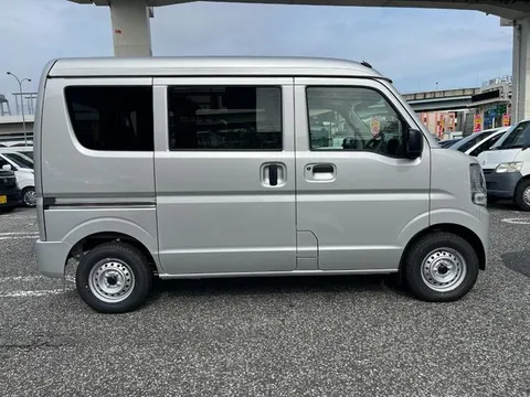 Nissan Clipper