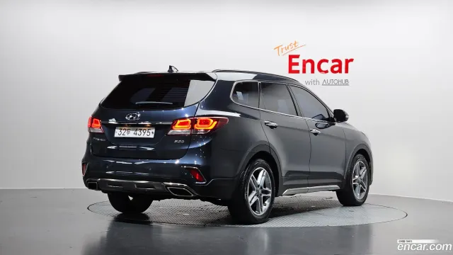 Hyundai Grand Santa Fe (Maxcruz)