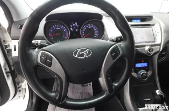 Hyundai Elantra (Avante)