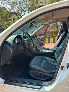 Infiniti Q50L