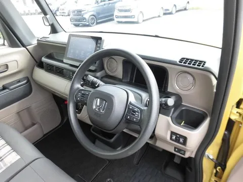 Honda N-BOX Joy