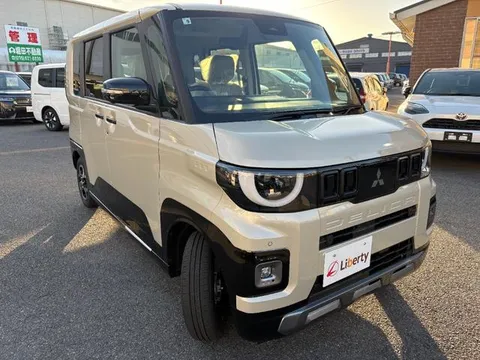 Mitsubishi Delica Mini