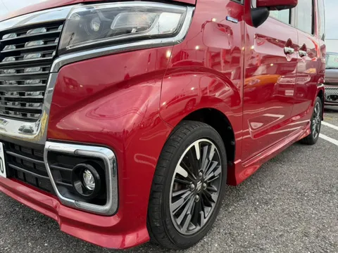 Suzuki Spacia