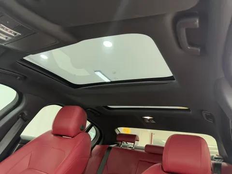 Jaguar XEL