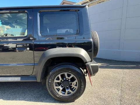 Suzuki Jimny Sierra
