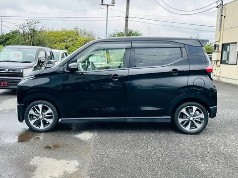 Mitsubishi eK X