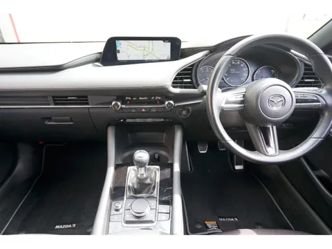 Mazda MAZDA3 Fastback