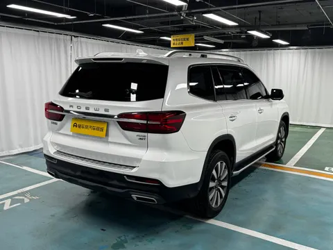 Roewe RX8