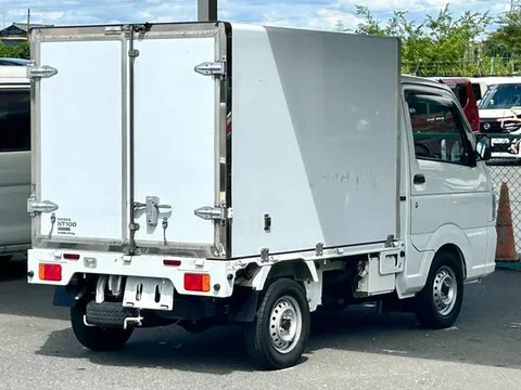 Nissan Clipper Truck