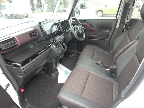 Suzuki Spacia Custom