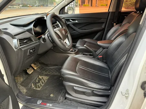 Baojun 360