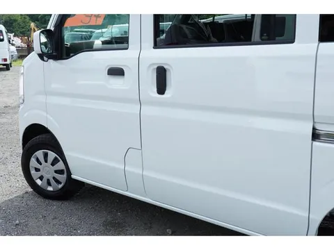 Nissan Clipper