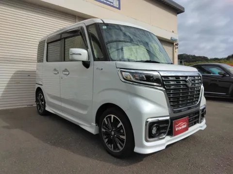 Suzuki Spacia Custom