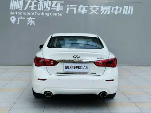 Infiniti Q50L