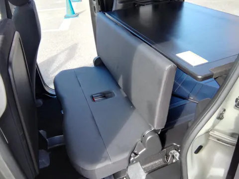 Suzuki Spacia Base