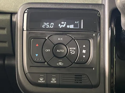 Suzuki Spacia Gear