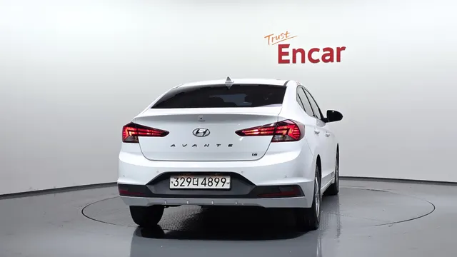 Hyundai Elantra (Avante)