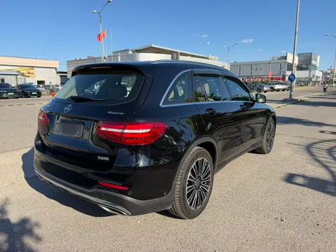 Mercedes-Benz Mercedes-Benz GLC