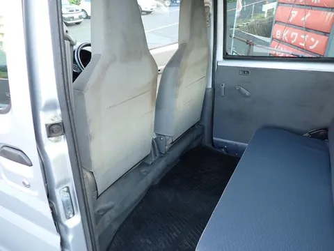 Mitsubishi Minicab Van