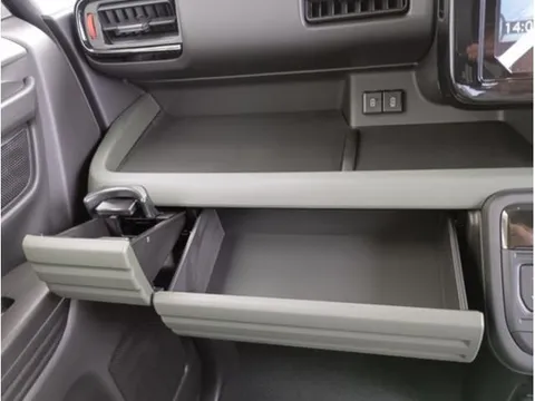 Suzuki Spacia Gear