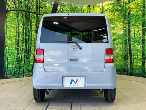 Toyota Pixis Space