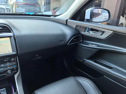 Jaguar XEL