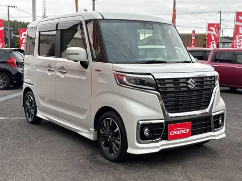 Suzuki Spacia