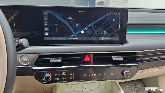 Kia K8