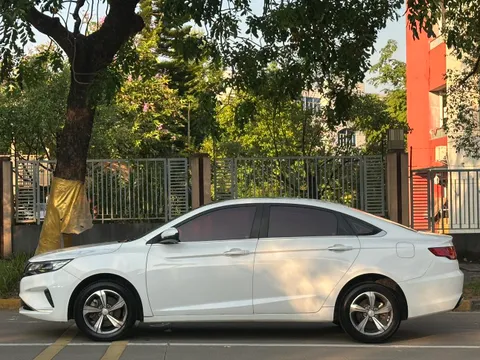 Geely Emgrand GL