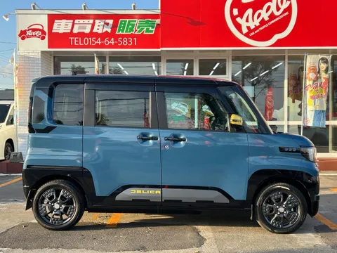 Mitsubishi Delica Mini
