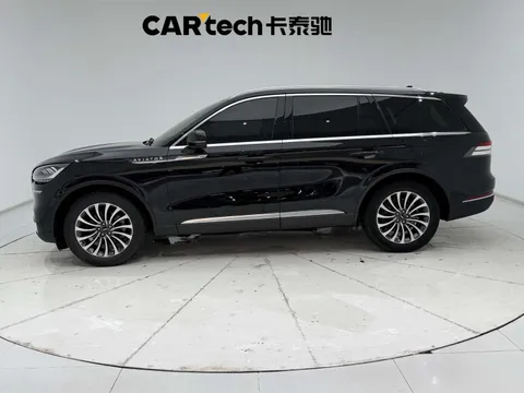 Lincoln Aviator