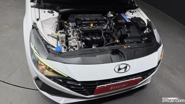 Hyundai Elantra (Avante)