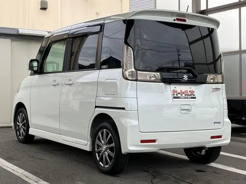 Suzuki Spacia Custom