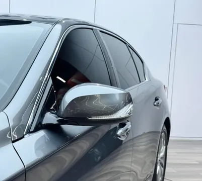 Infiniti Q50L