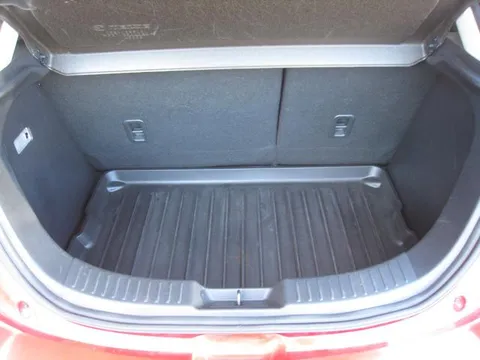 Mazda Mazda2 (Demio)