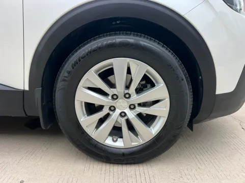 Peugeot 4008