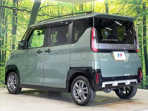 Mitsubishi Delica Mini