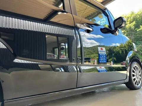 Honda N-BOX Slash