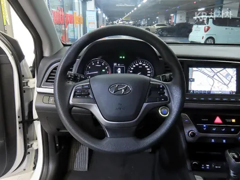 Hyundai Elantra (Avante)