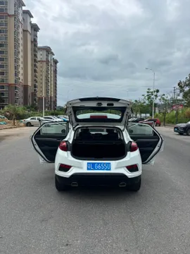 Geely Emgrand GS