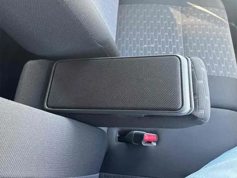 Toyota Pixis Mega