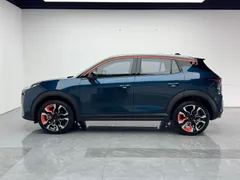 Lynk & Co 06
