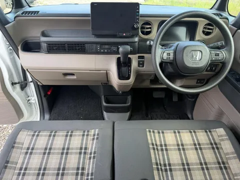 Honda N-BOX Joy