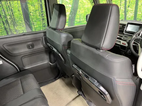 Suzuki Spacia Custom