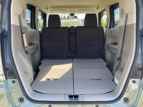 Honda N-BOX Slash