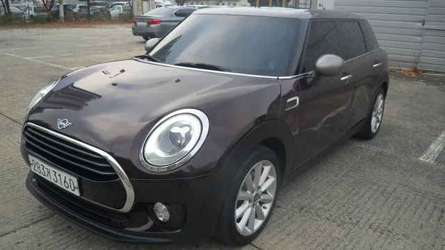 MINI Clubman