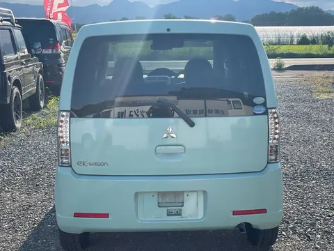 Mitsubishi eK Wagon